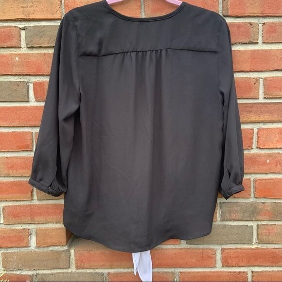 𝅺Peter Nygard Sheer Floral Long Sleeve Blouse - Picture 4 of 7